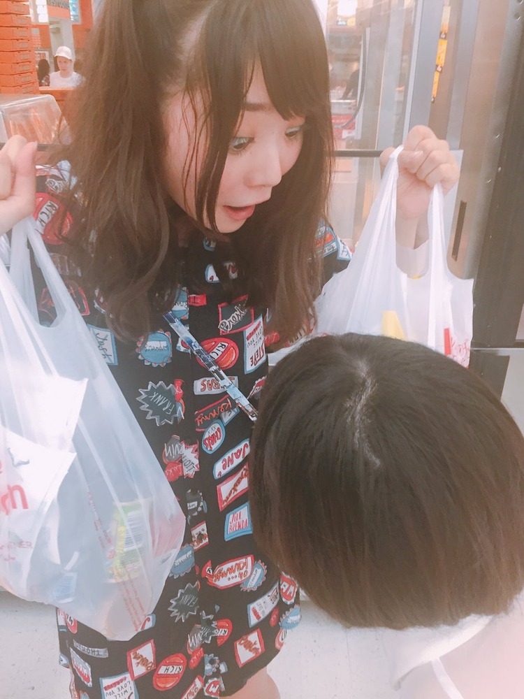 鶴見萌