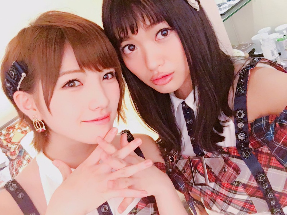 北原里英