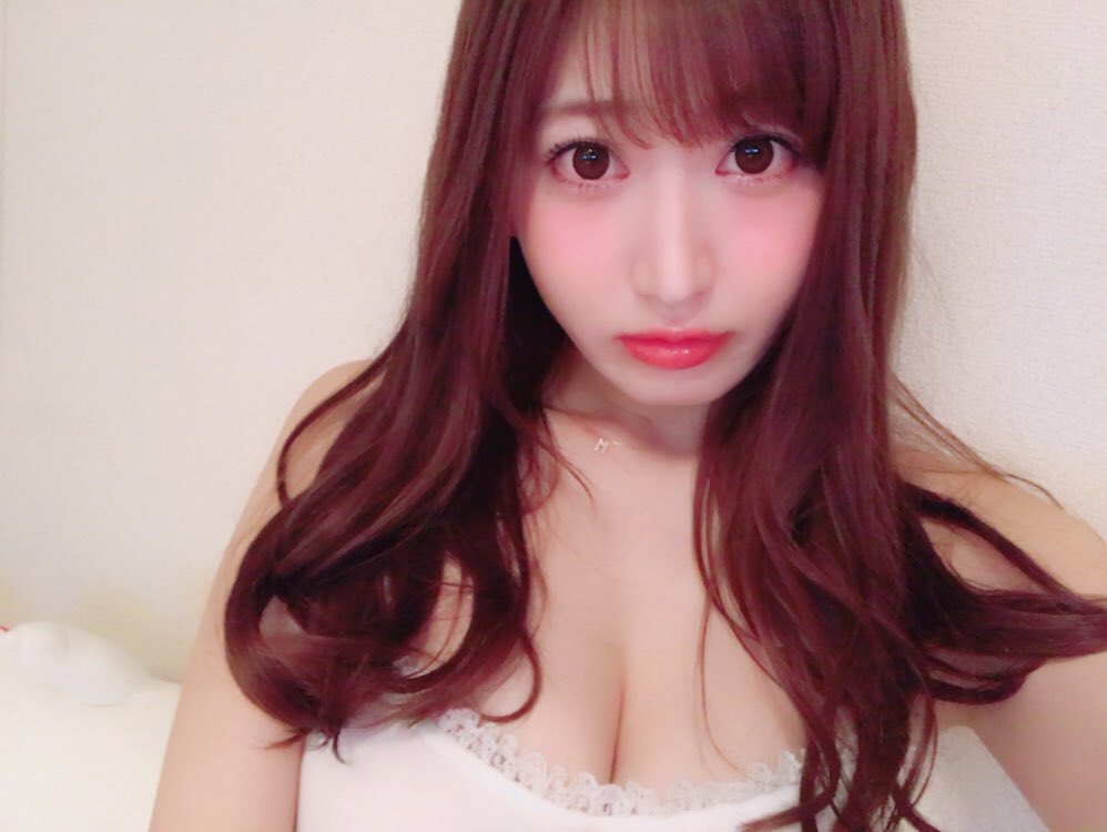 月城まゆ