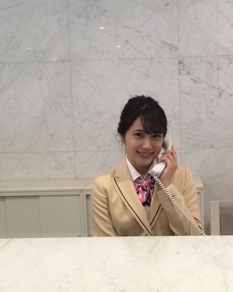 入山杏奈