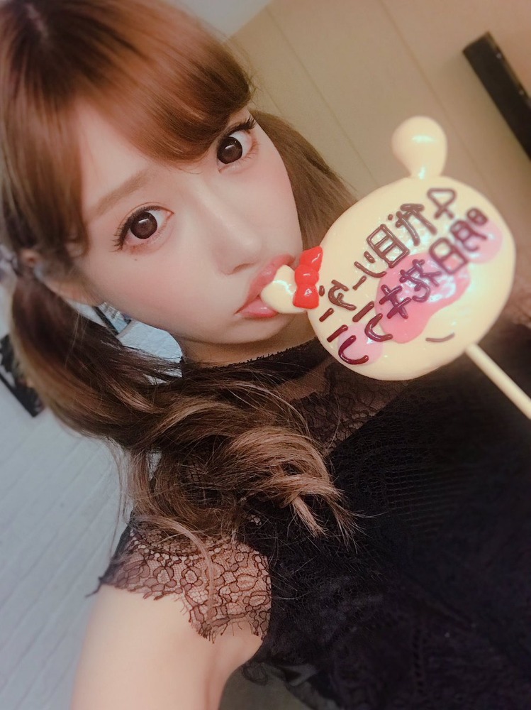 明日花キララ