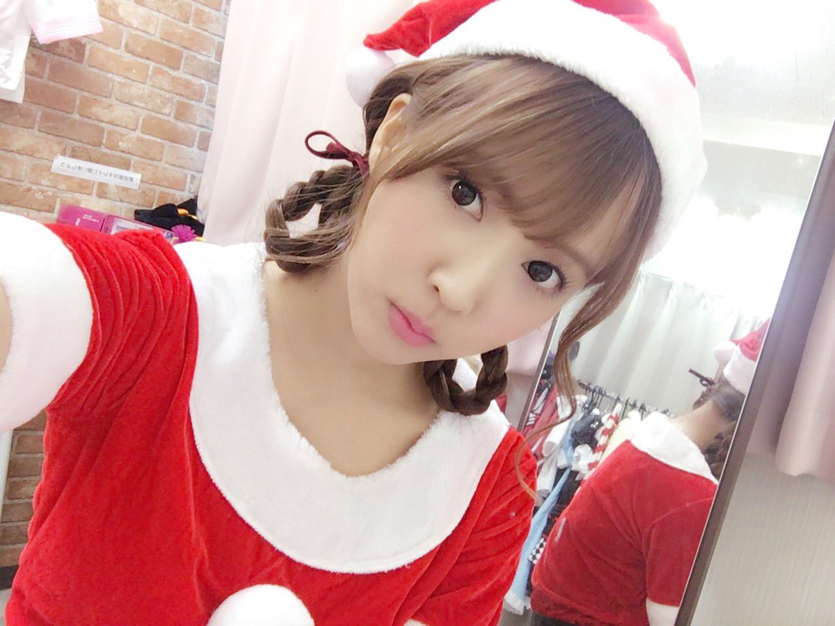 三上悠亜