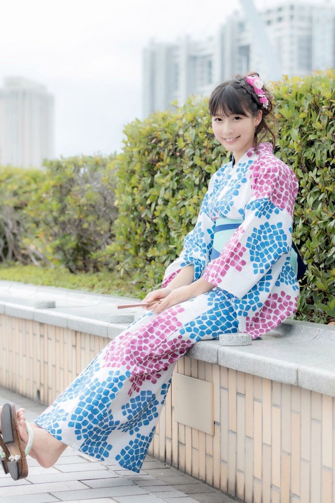 川崎あや