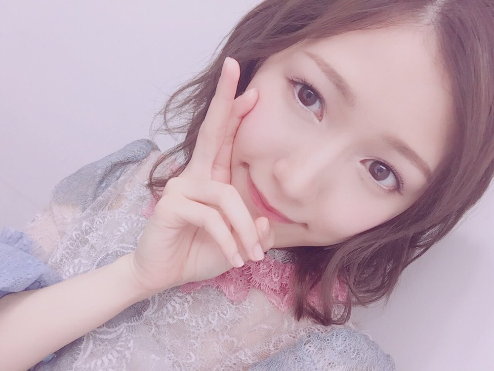 渡辺麻友