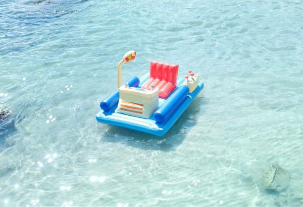 ドラえもん タイムマシン型浮き輪