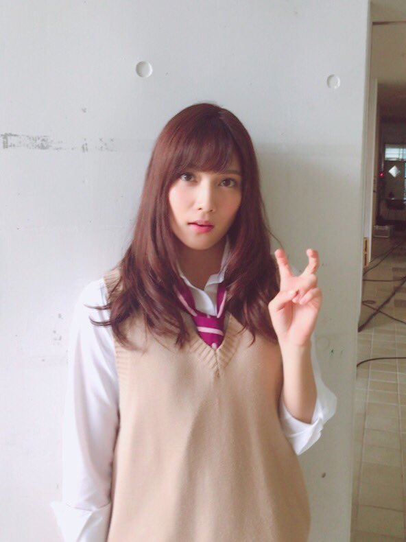 入山杏奈