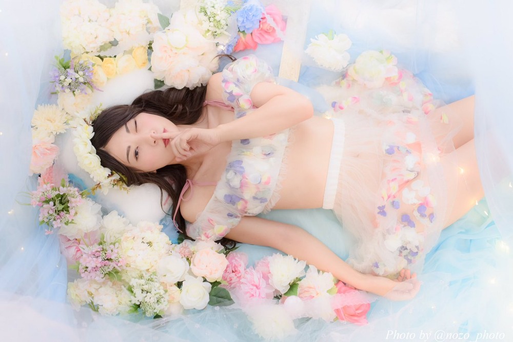繭