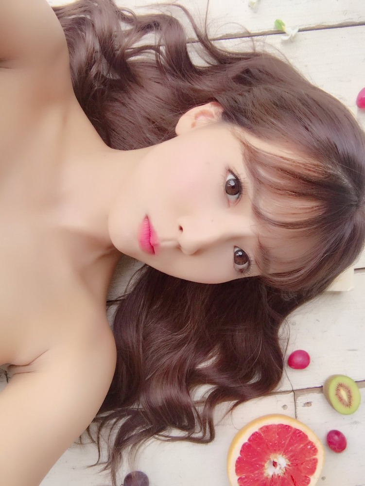三上悠亜