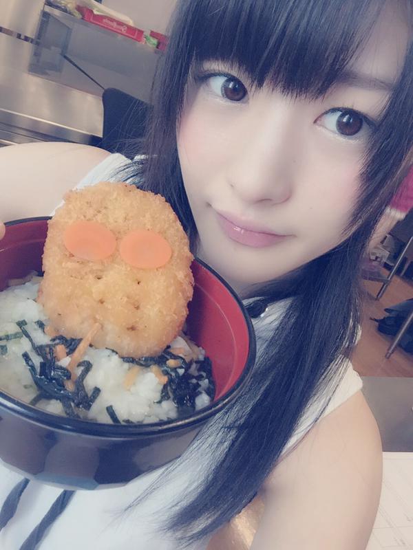 神谷えりな
