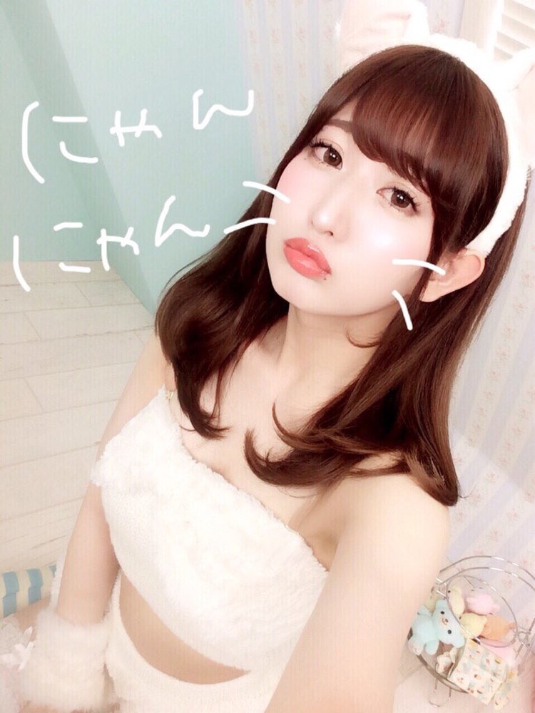 月城まゆ
