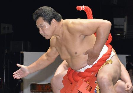 元横綱「ウルフ」千代の富士の九重親方