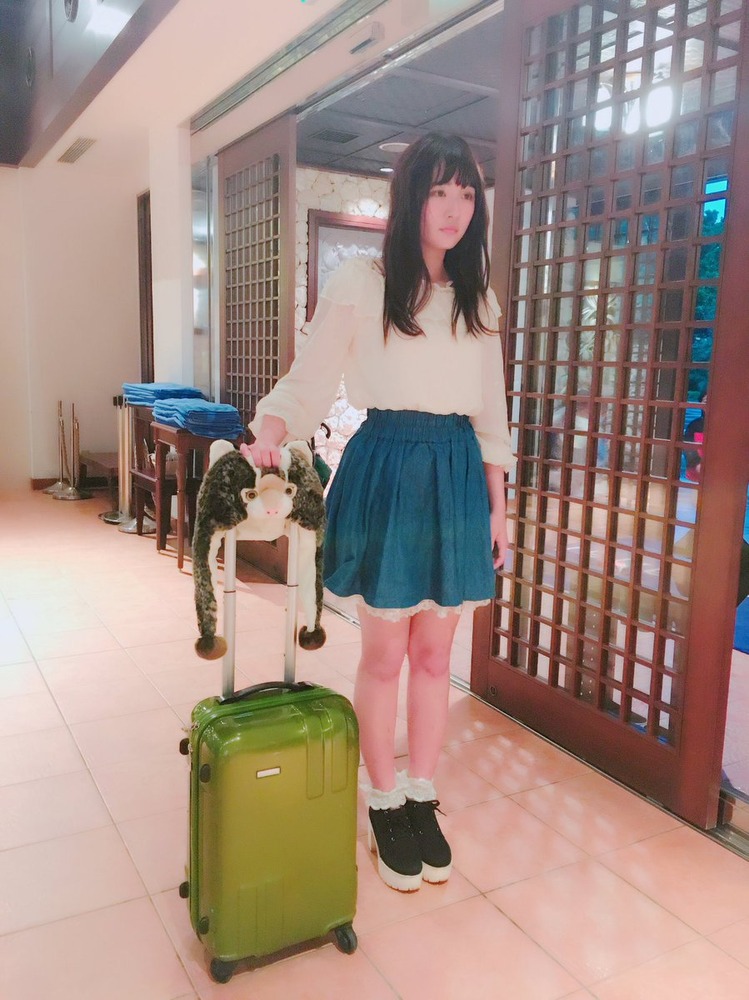 浅川梨奈