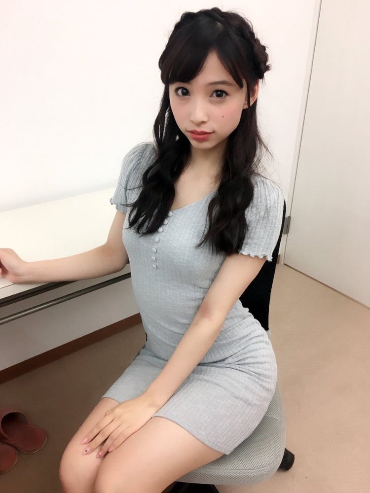 鶴巻星奈
