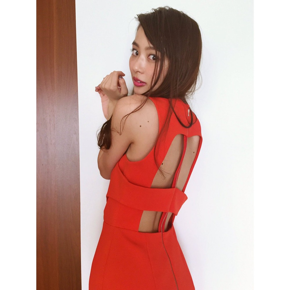 内田理央