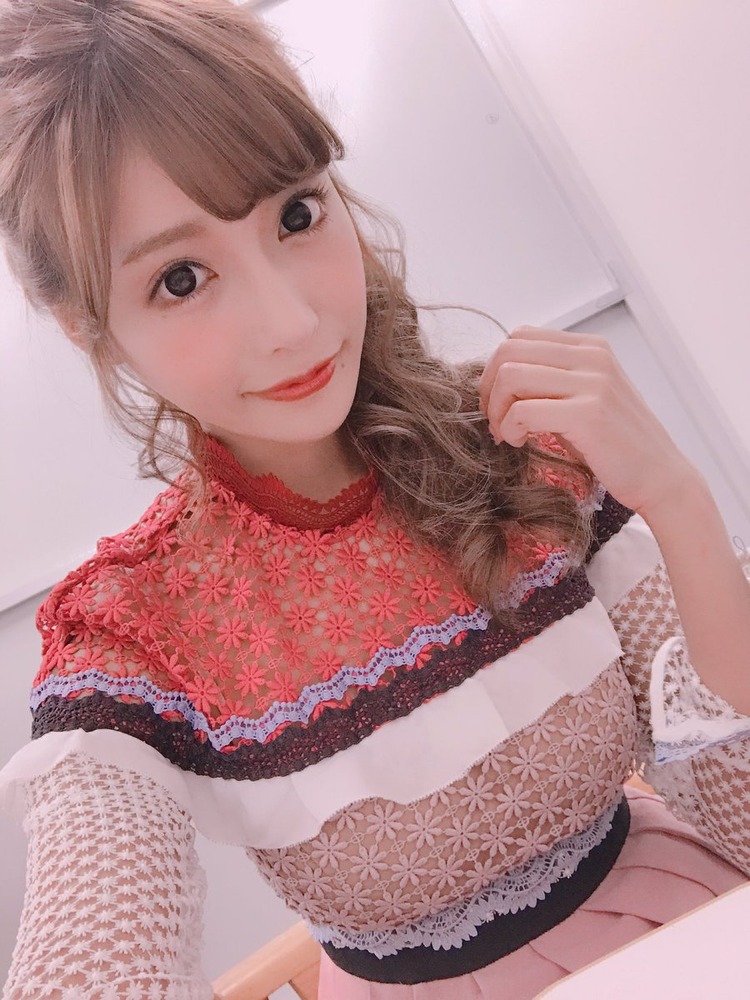 明日花キララ