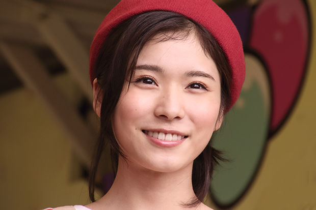 松岡茉優