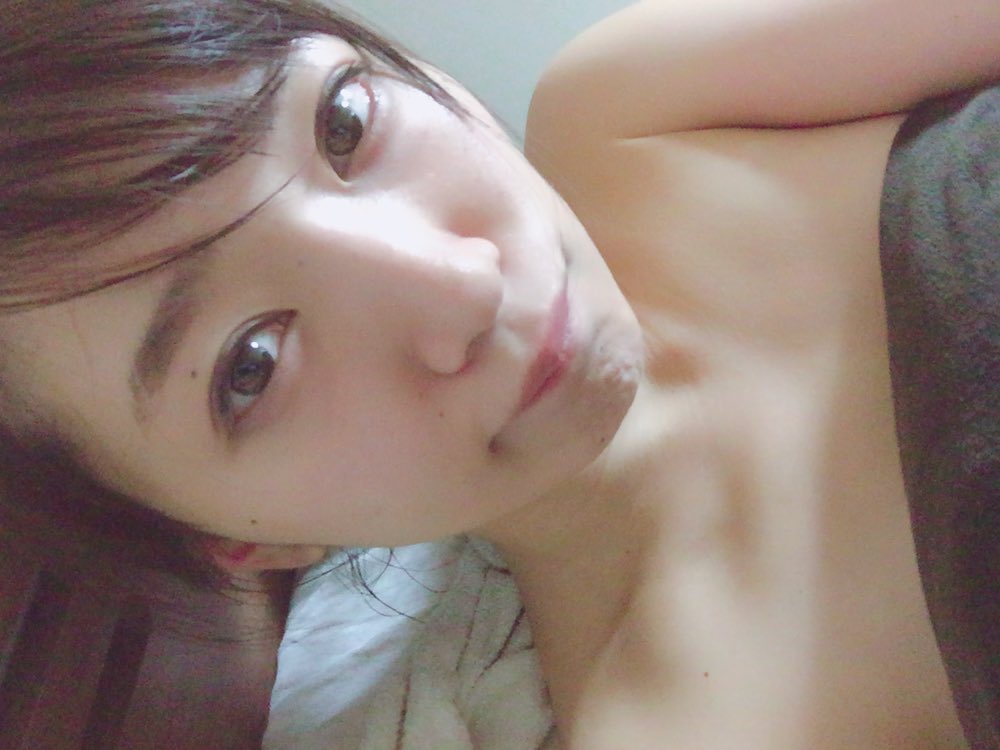 階戸瑠李