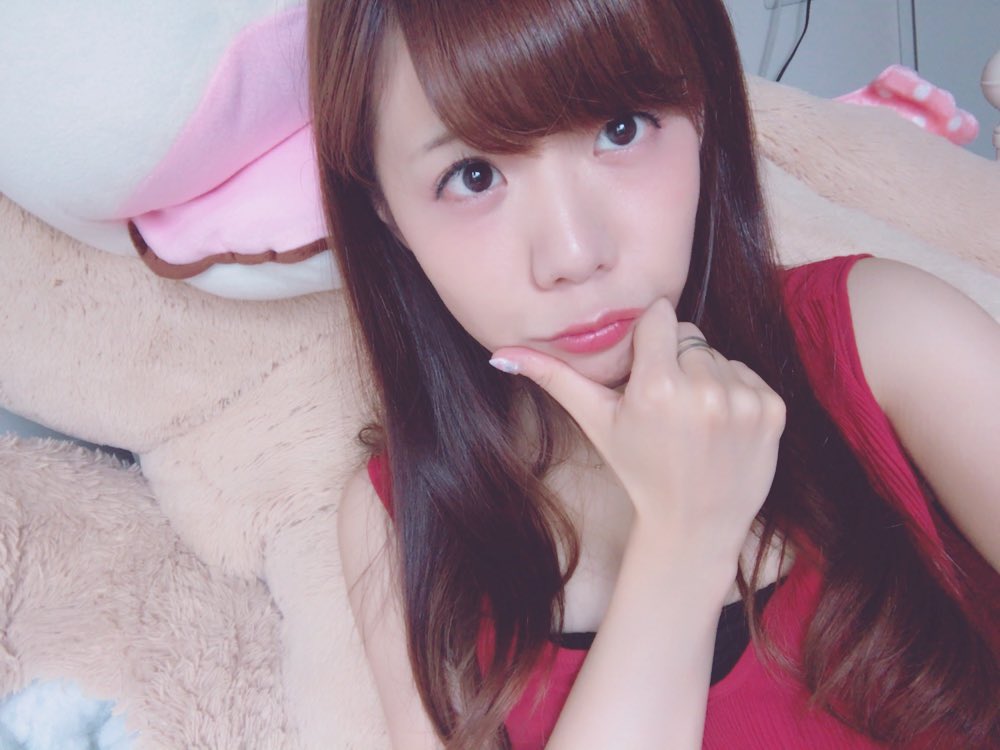 陽菜菜々羽