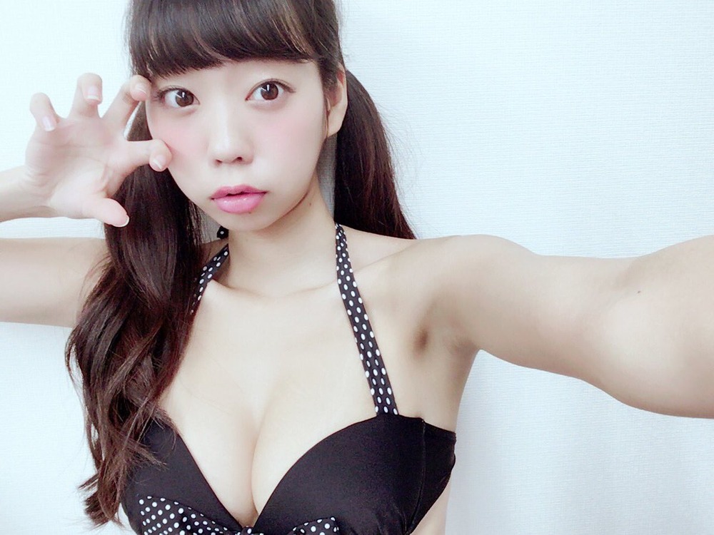 青山ひかる