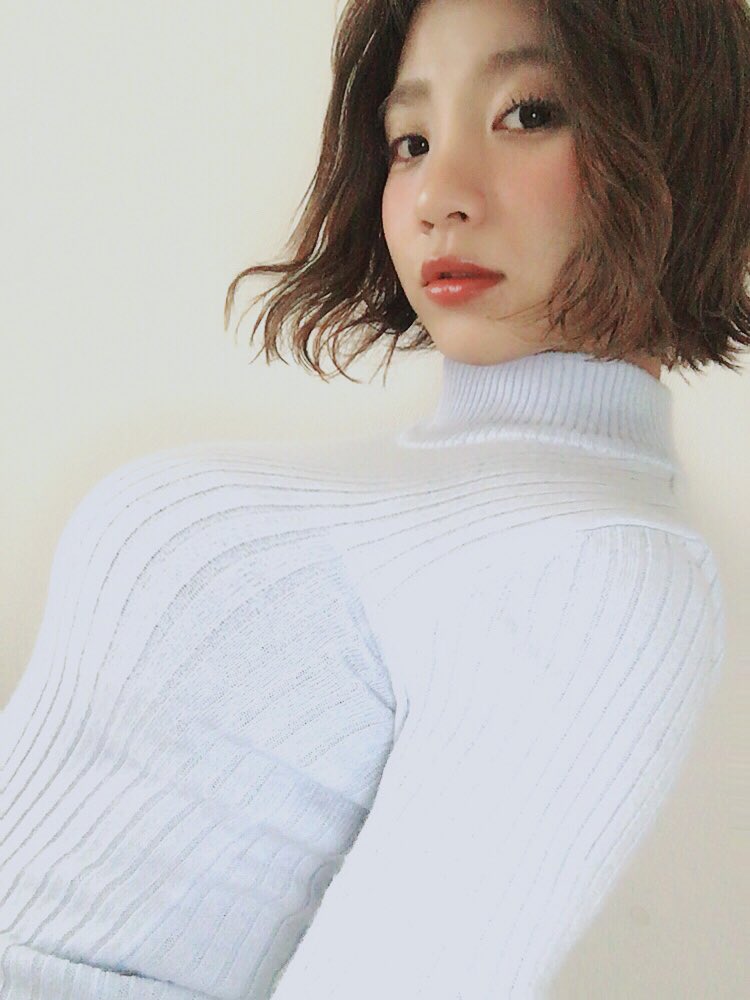 葉月あや