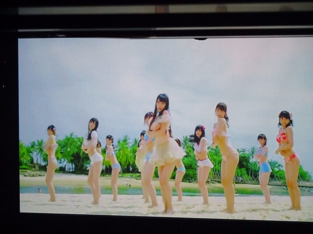 山本彩