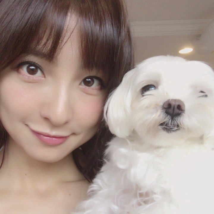 篠田麻里子