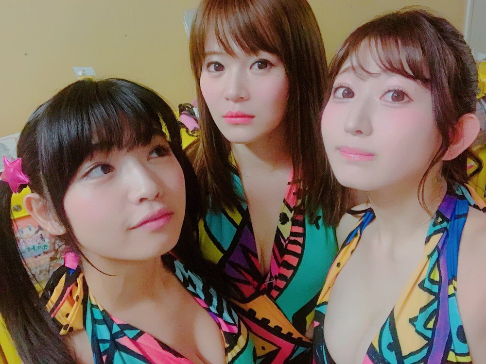 月城まゆ