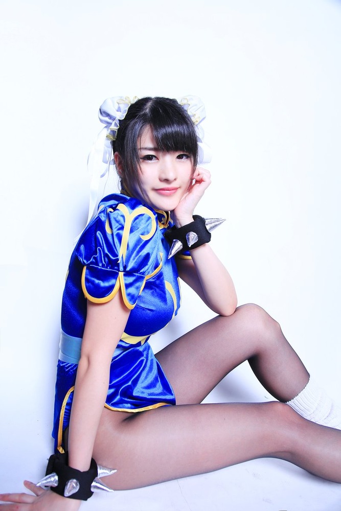 神谷えりな