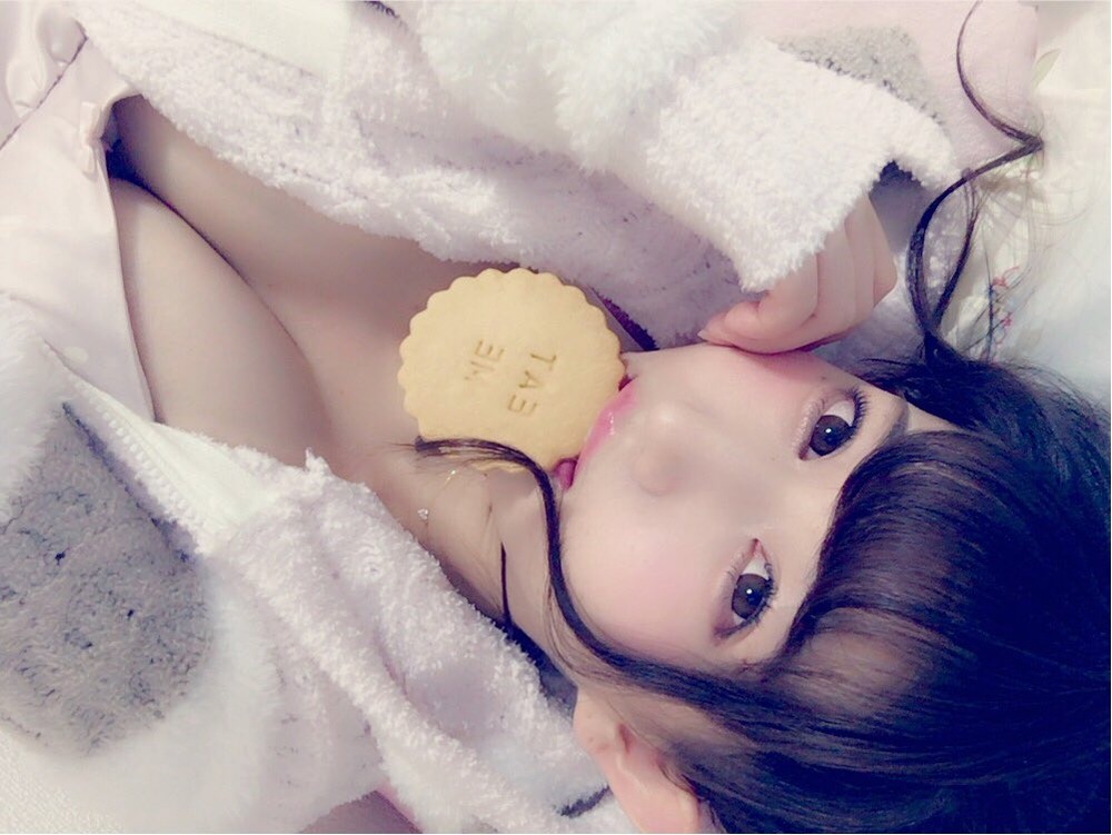 月城まゆ