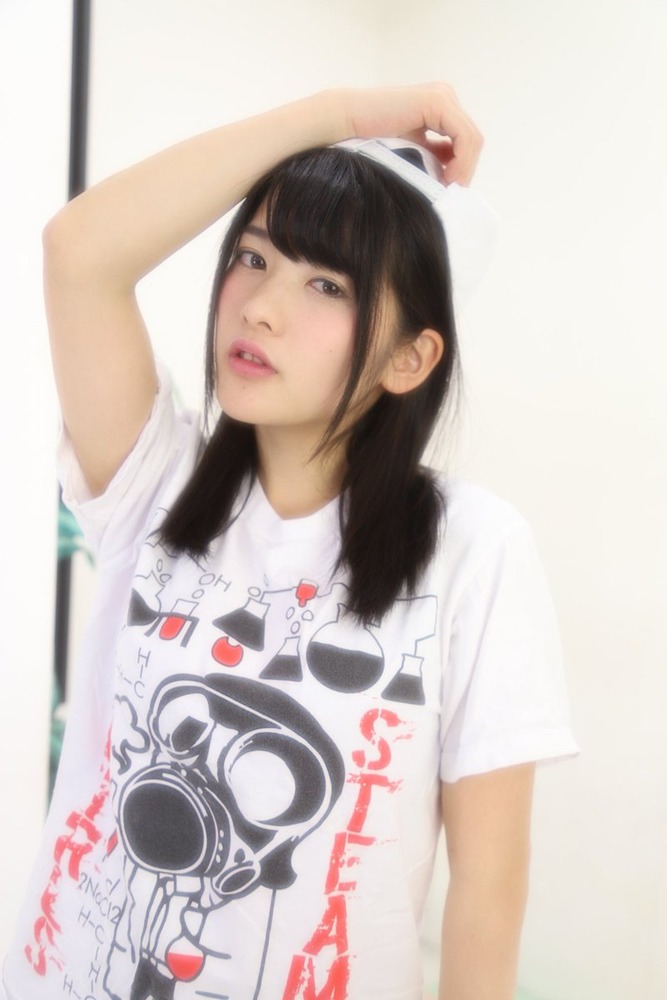 神谷えりな