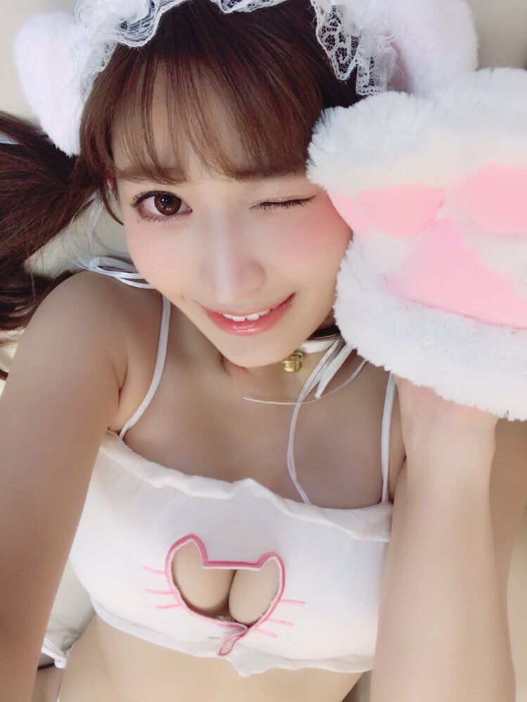 月城まゆ