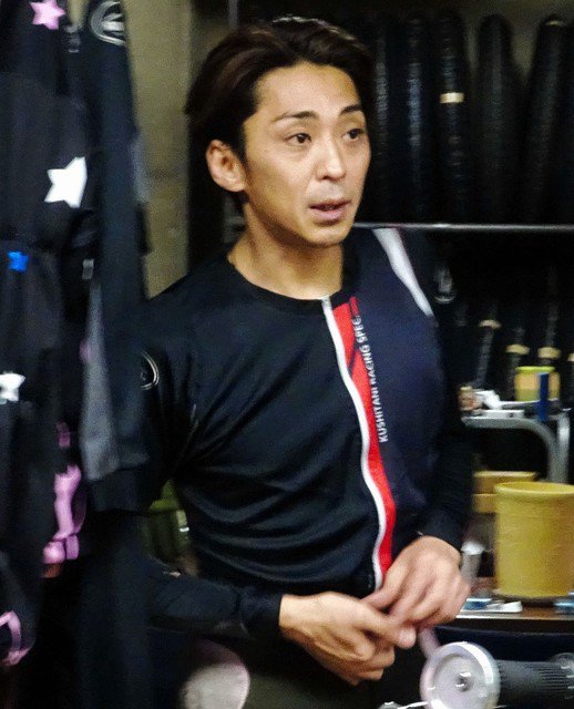森且行