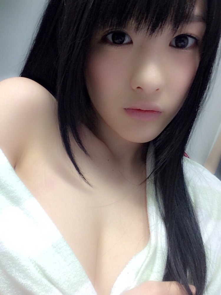神谷えりな