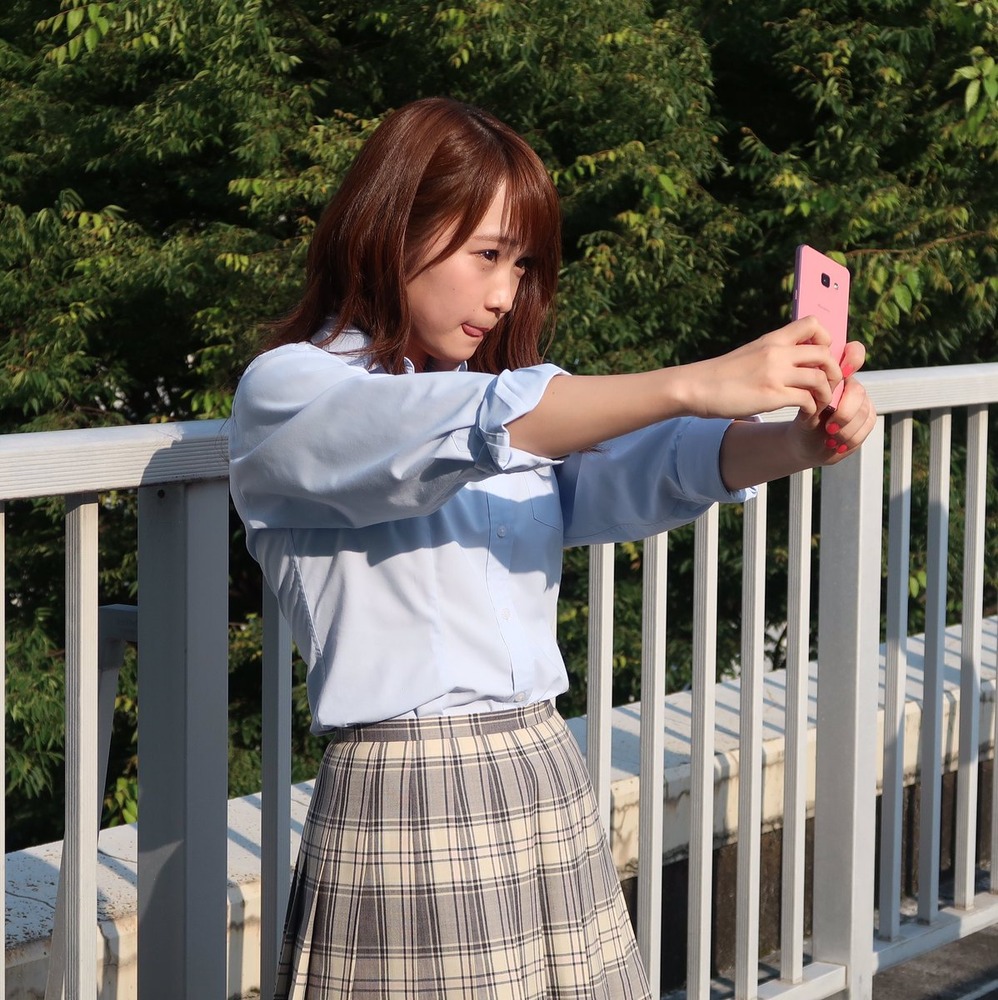 川栄李奈