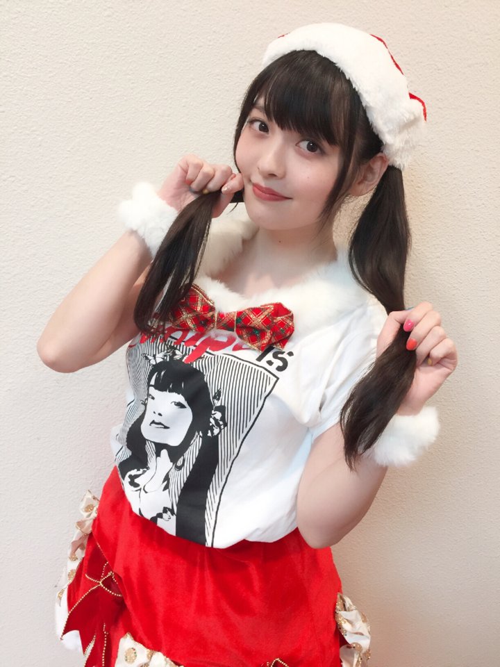 上坂すみれ