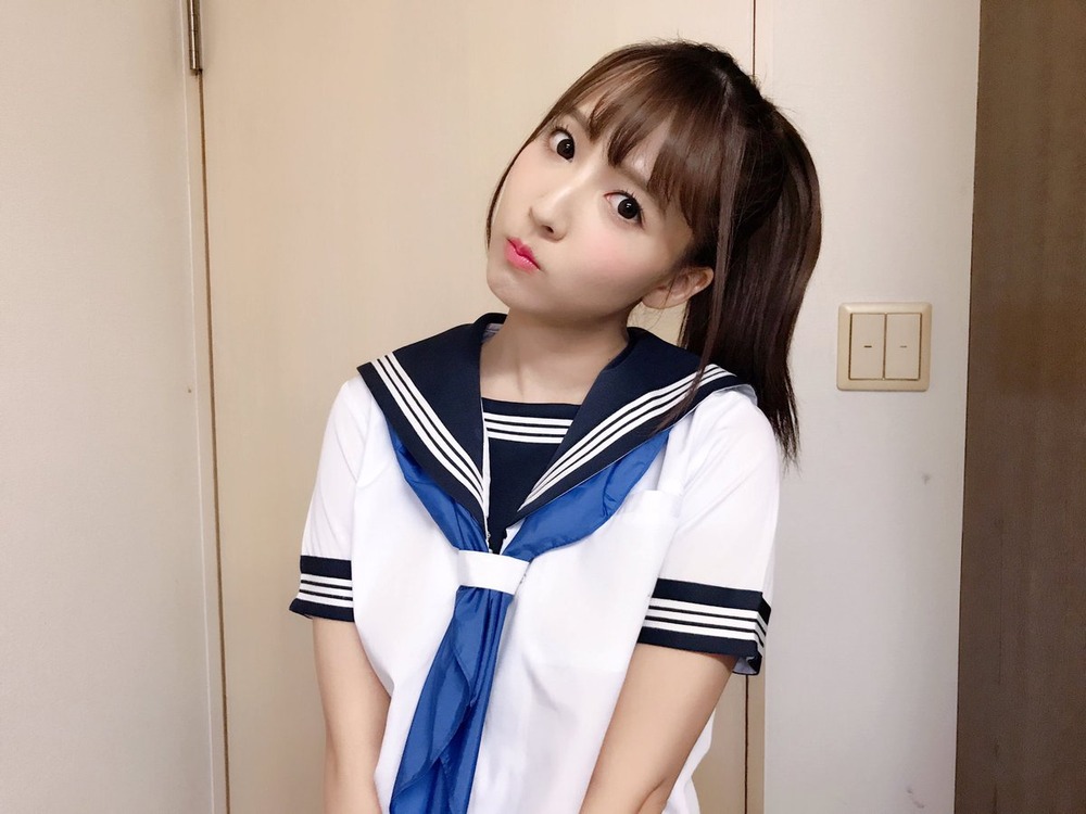 三上悠亜