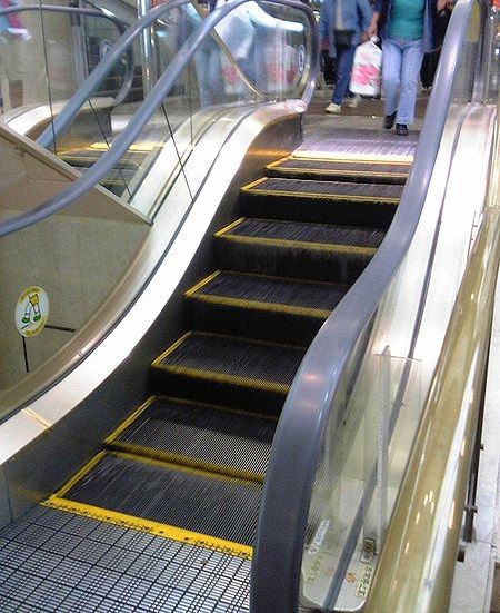 エスカレーター