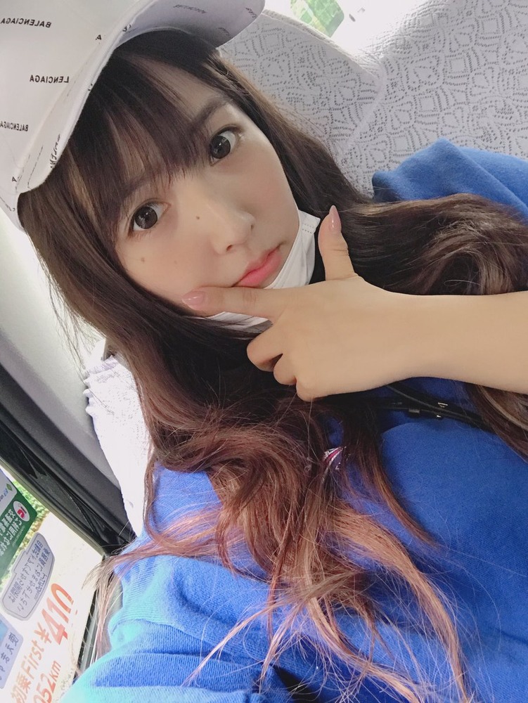 三上悠亜
