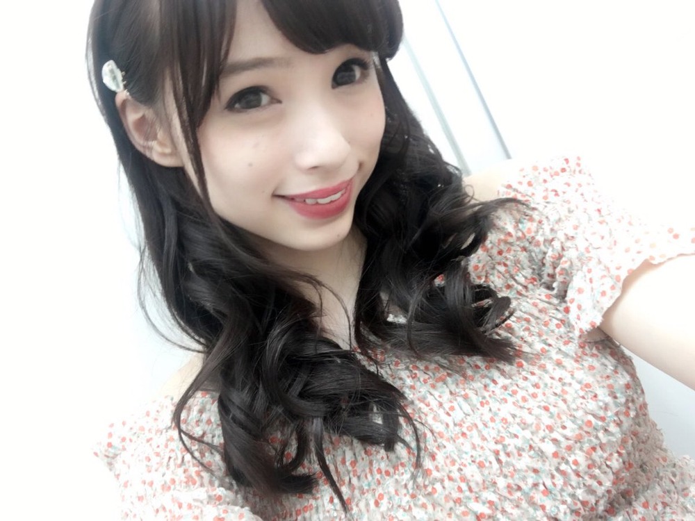 鶴巻星奈