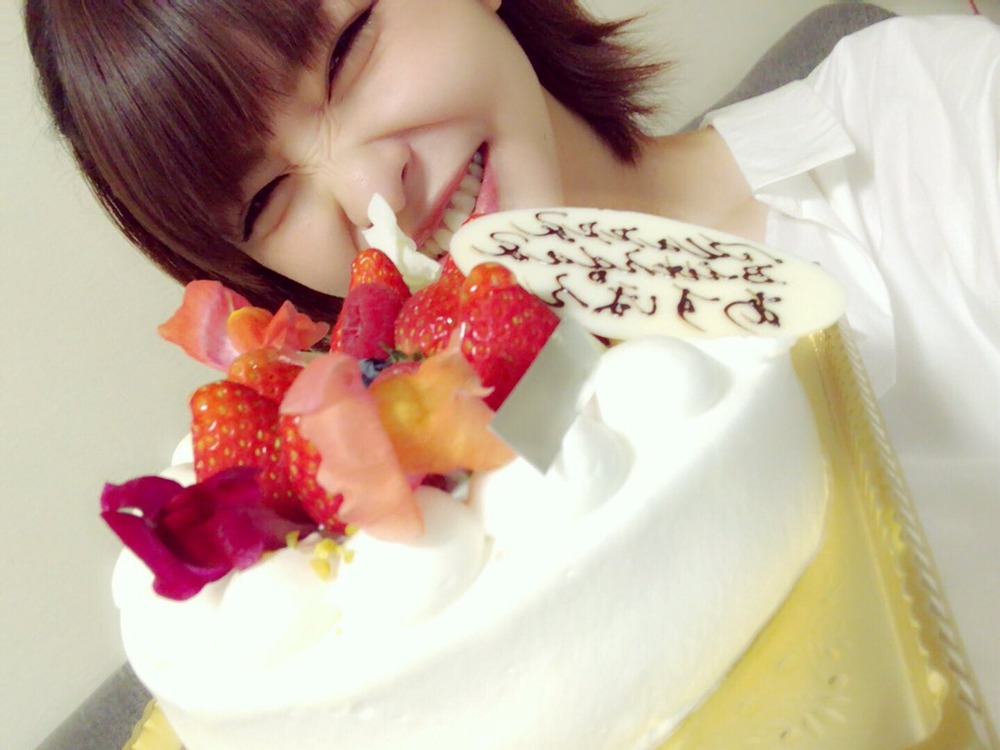 岸明日香