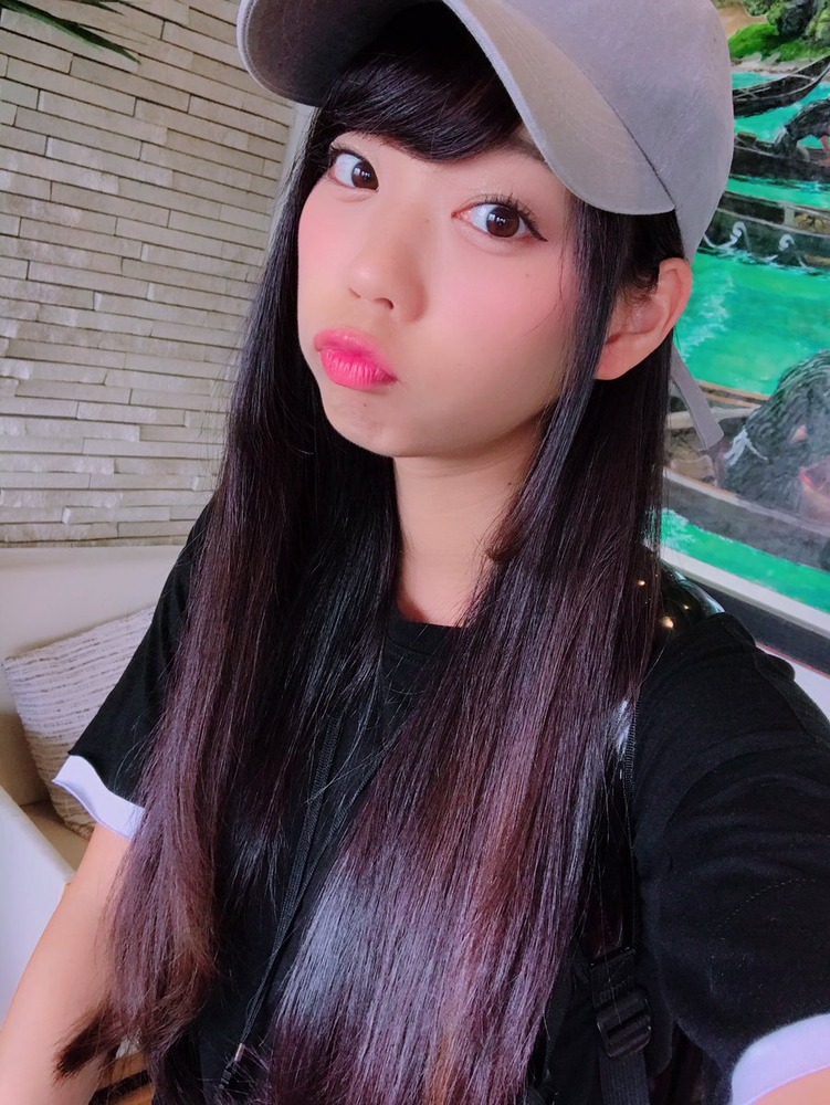 青山ひかる