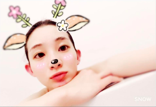 足立梨花
