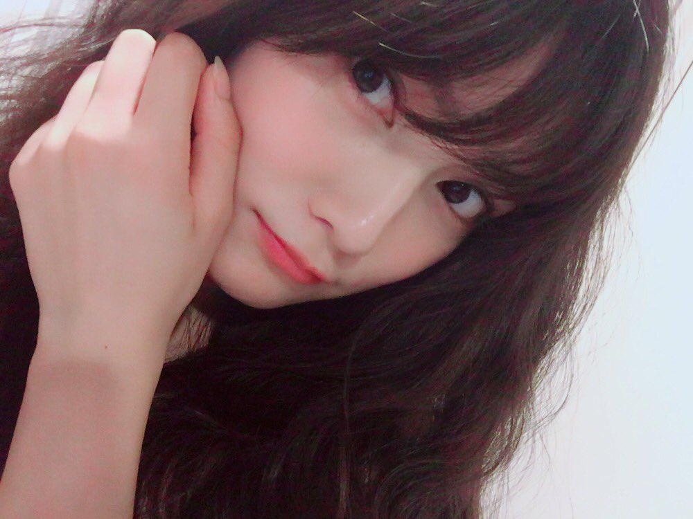 入山杏奈