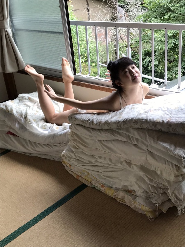 藤野志穂