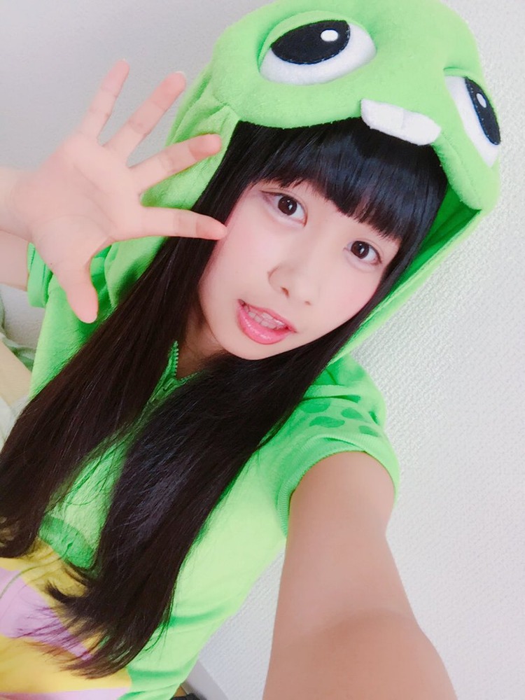 中村朱里
