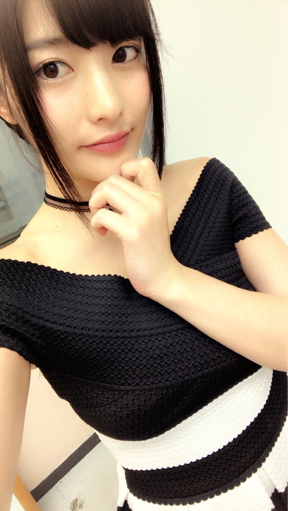 神谷えりな