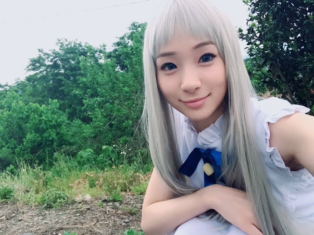 足立梨花