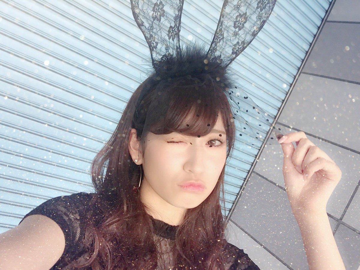 吉田朱里