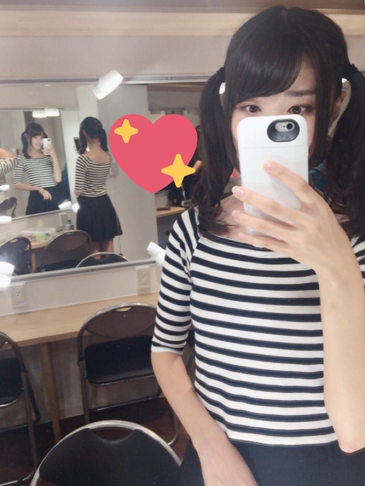 鶴見萌