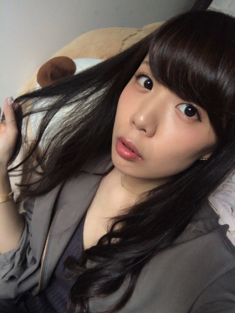 陽菜菜々羽